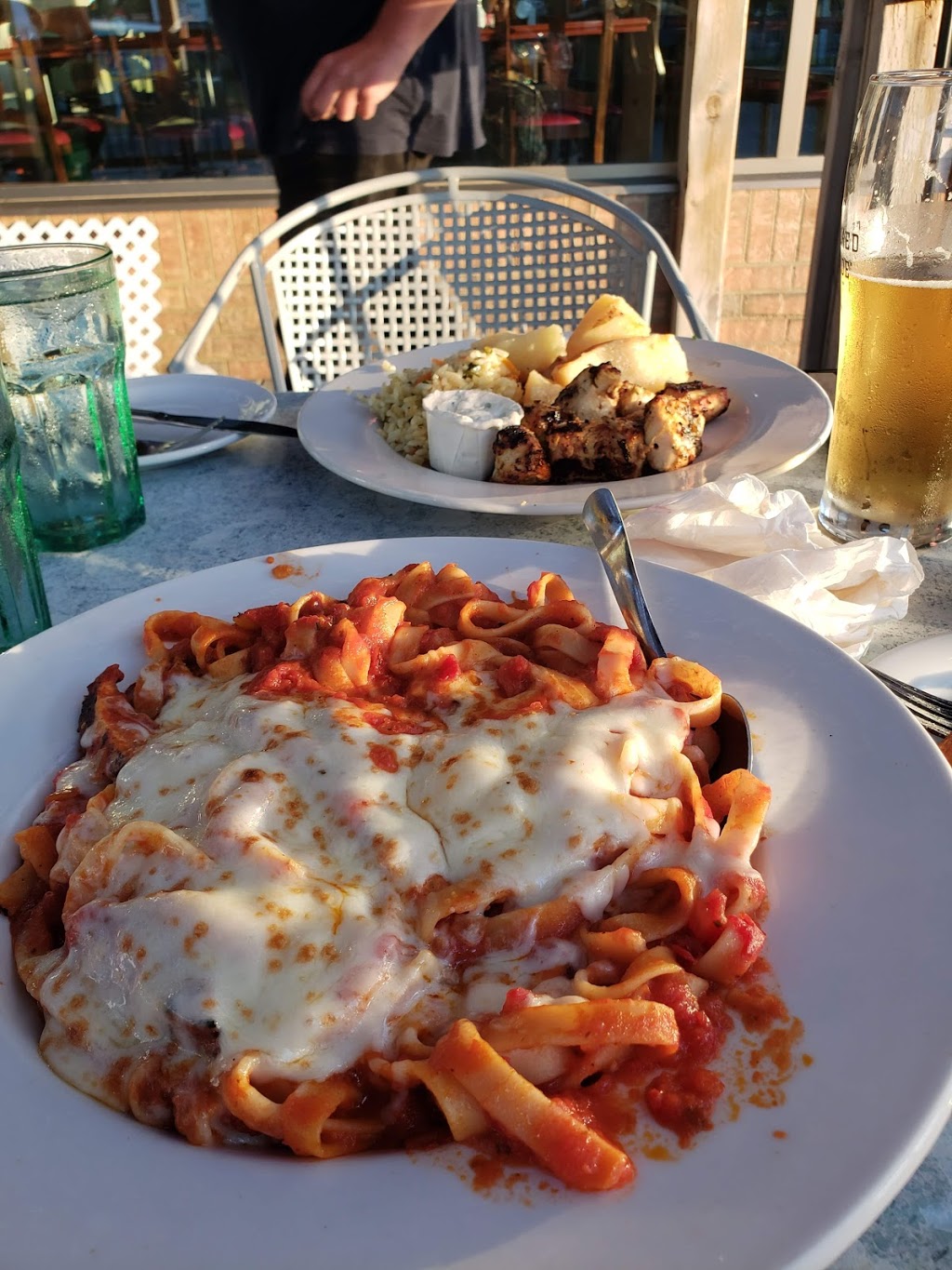 Lakefield Restaurant | 107 Queen St, Lakefield, ON K0L 2H0, Canada | Phone: (705) 652-1119