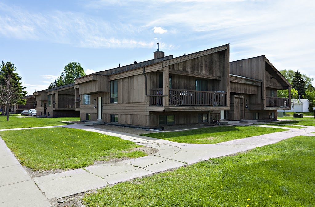 Stonebridge Townhomes II | 815 Reid Rd, Saskatoon, SK S7N 2W5, Canada | Phone: (306) 683-2440