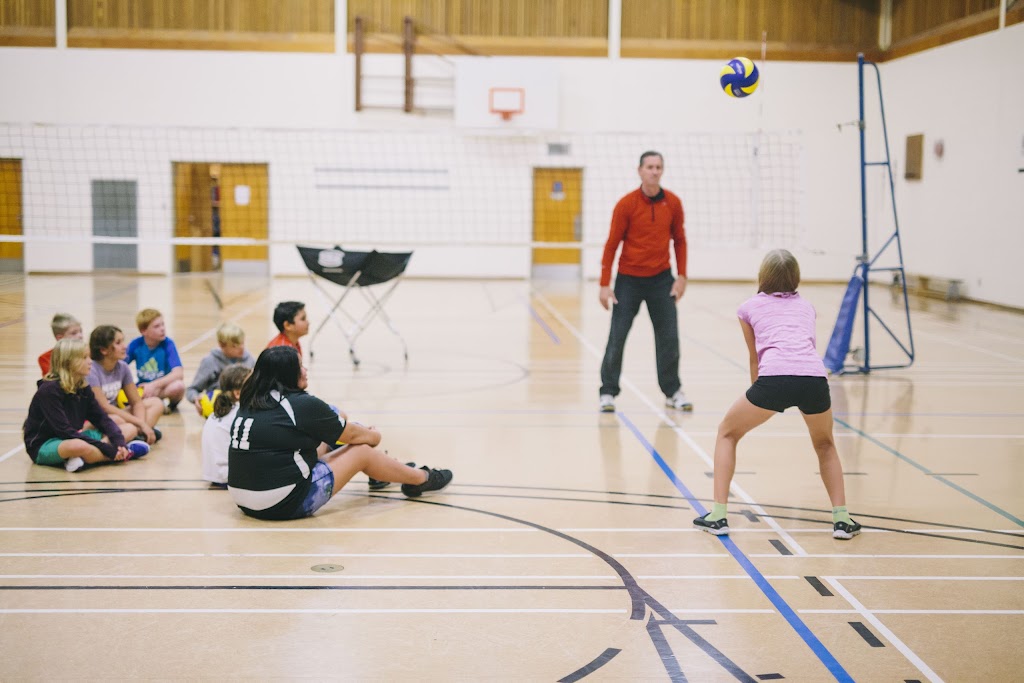 Calvin Christian School - Elementary Campus | 245 Sutton Ave, Winnipeg, MB R2G 0T1, Canada | Phone: (204) 338-7981