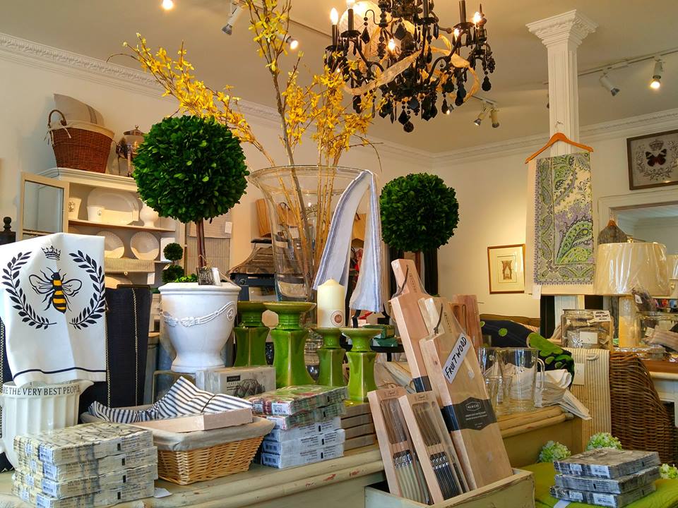 Pariscope | 48 W Mill St, Elora, ON N0B, Canada | Phone: (519) 846-0958