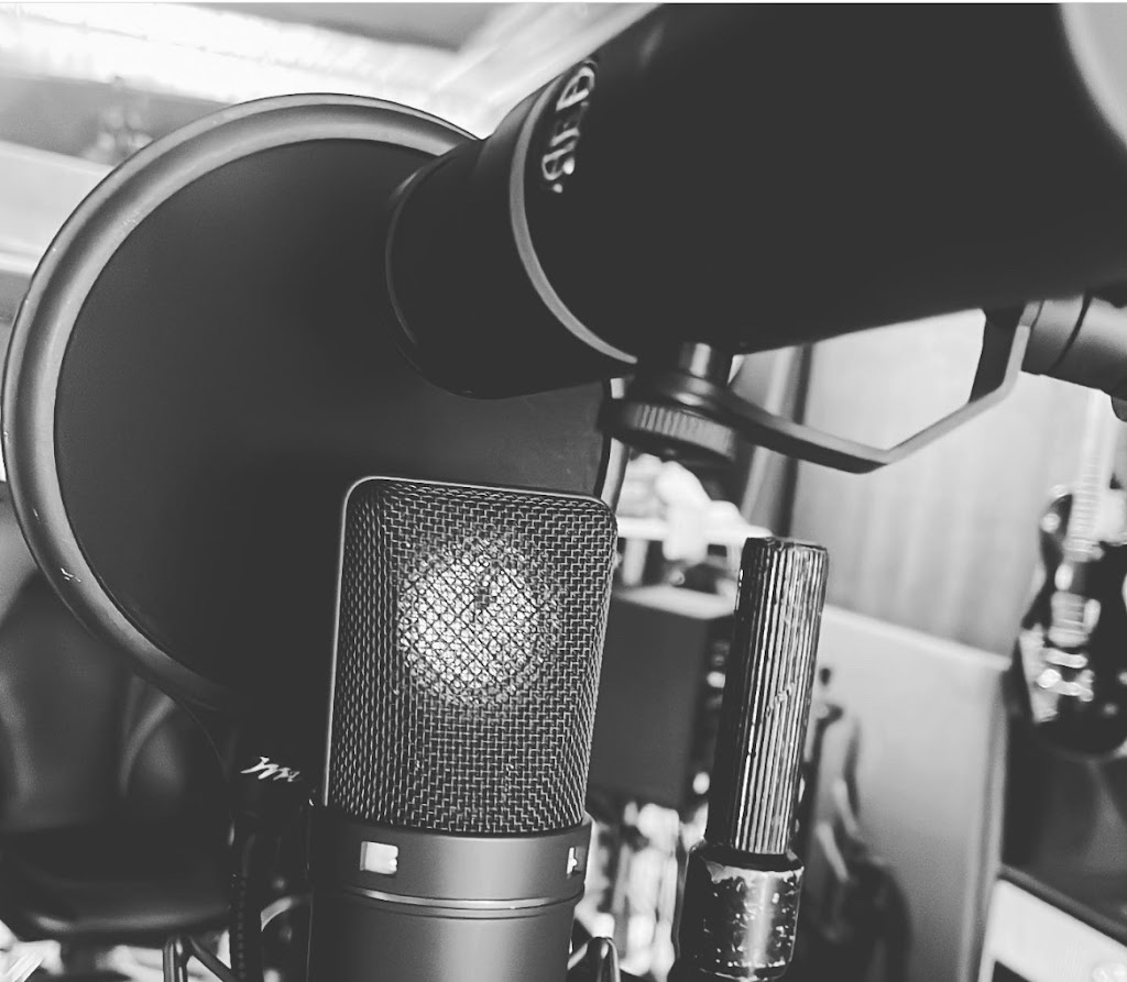 Direkt-In Studios | 86 Rue de lIndustrie, LAssomption, QC J5W 2V1, Canada | Phone: (514) 264-4392