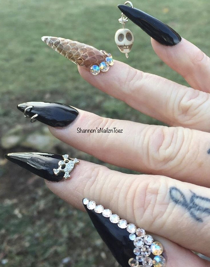 Shannon’sNailznToez | 4132 Chippawa Pkwy, Niagara Falls, ON L2G 6E5, Canada | Phone: (289) 969-0046