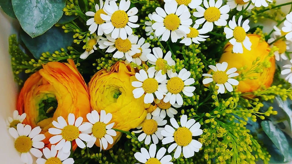 FLEURISTE BELOEIL - La Boutique Florale- Livraison seulement | 26 Rue Rémi-Dansereau, Beloeil, QC J3G 0M5, Canada | Phone: (450) 467-0882