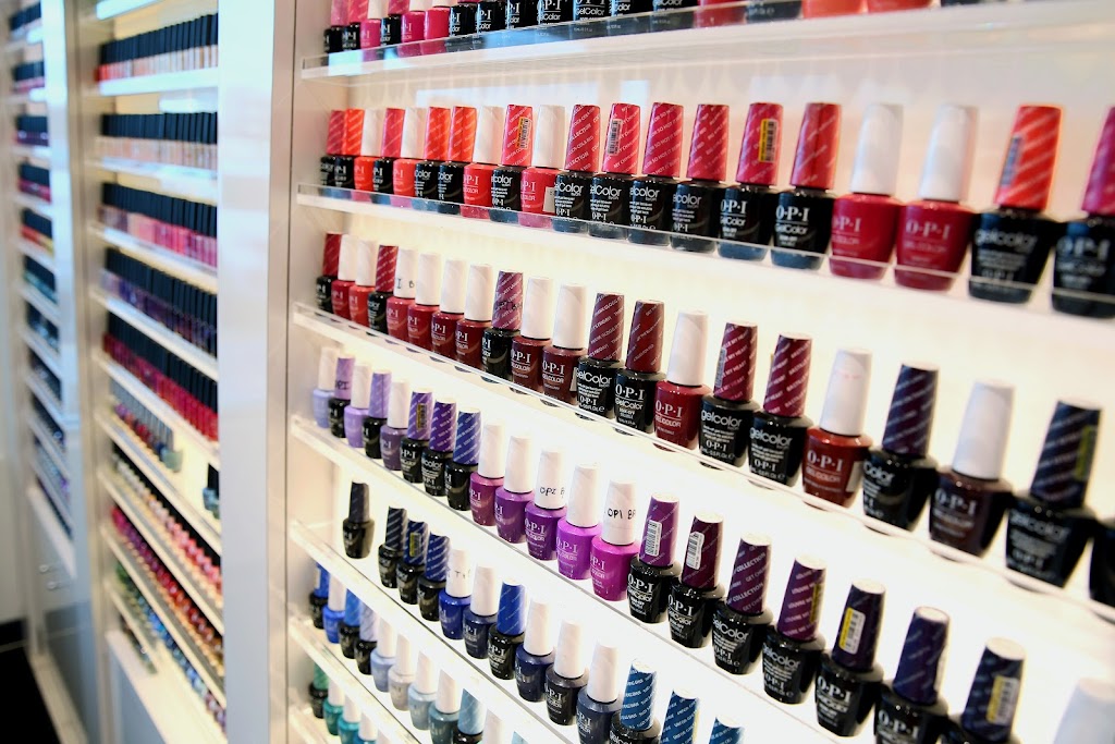 AiNails & Spa | 730 St Annes Rd unit l, Winnipeg, MB R2N 0A2, Canada | Phone: (204) 500-9727