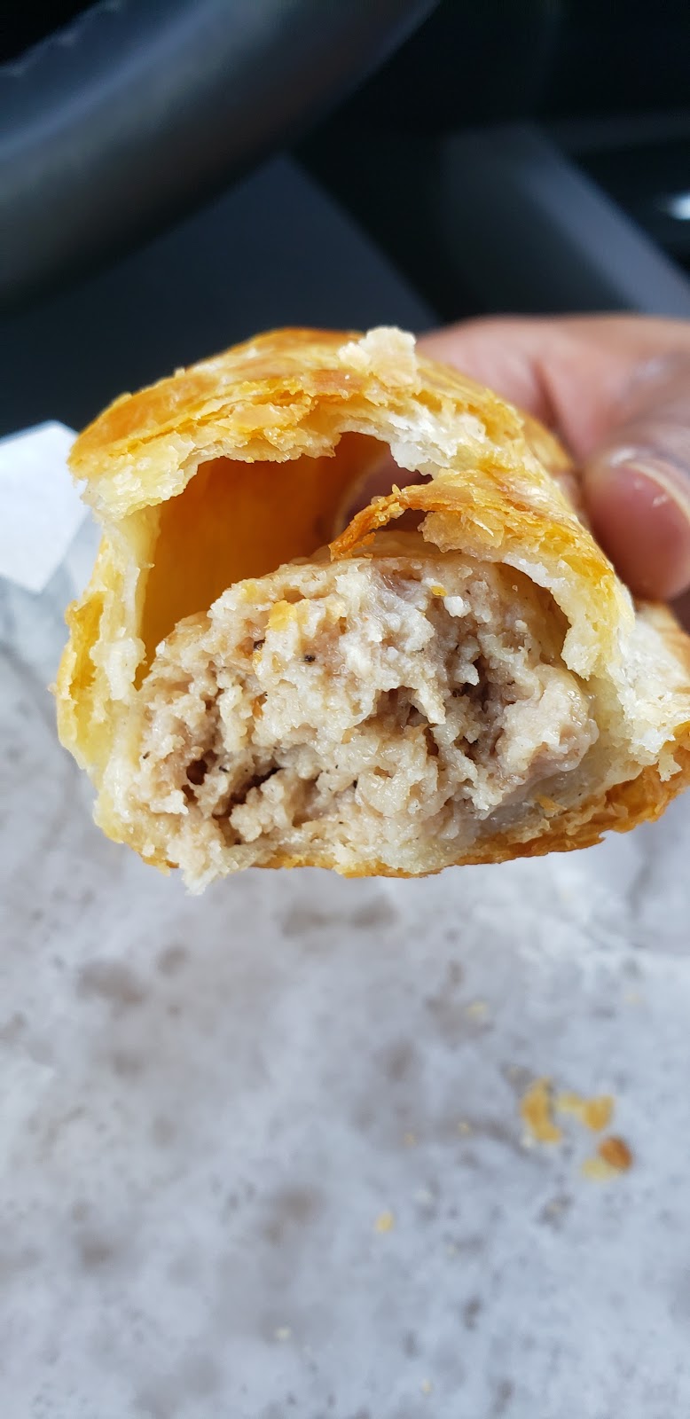 Rays Bakery | 8685 10th Ave, Burnaby, BC V3N 2S9, Canada | Phone: (604) 528-9974