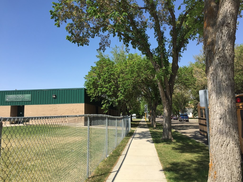 Sherwood School | 9550 152 St NW, Edmonton, AB T5P 0B9, Canada | Phone: (780) 489-2600