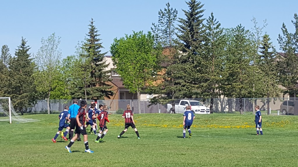 Meyonohk Park | 1840 Lakewood Road South, Edmonton, AB T6K 3Y5, Canada | Phone: (780) 442-5311