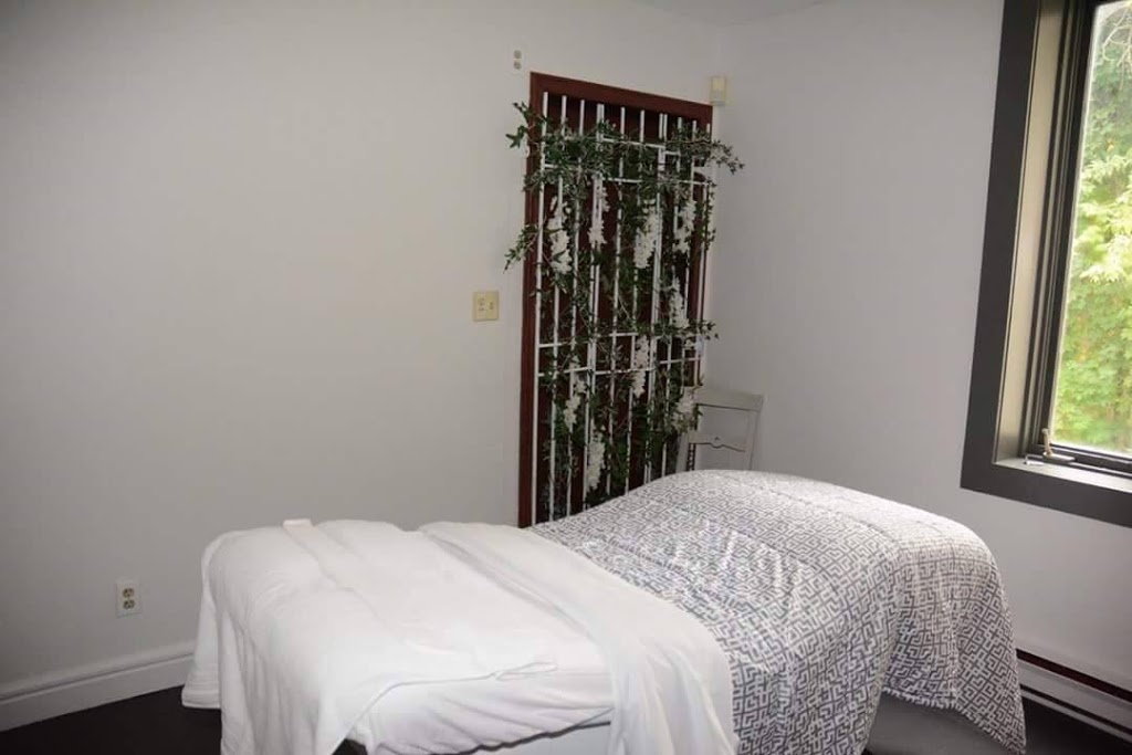 Spa Saphir | 203 Avenue Saint-Charles, Vaudreuil-Dorion, QC J7V 2L4, Canada | Phone: (450) 218-4008