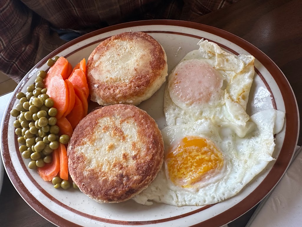 Restaurant Evangeline | 15150 Cabot Trail, Chéticamp, NS B0E 1H0, Canada | Phone: (902) 224-2044