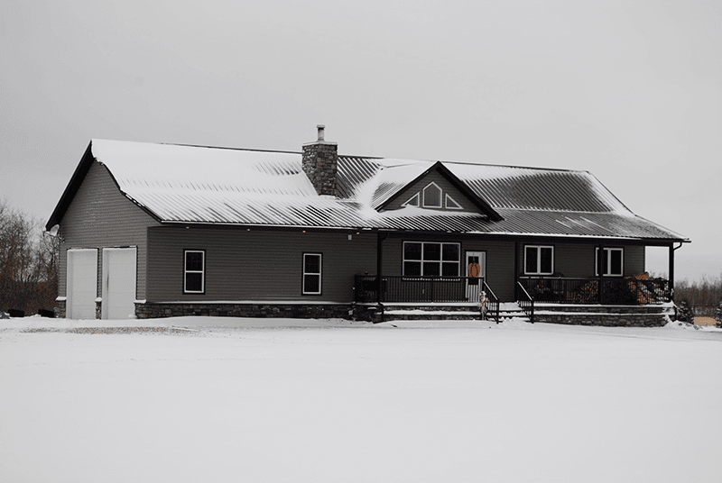 Metal Roofing & Siding Experts | 72 Clearsprings Rd E, Steinbach, MB R5G 0N6, Canada | Phone: (204) 326-4929