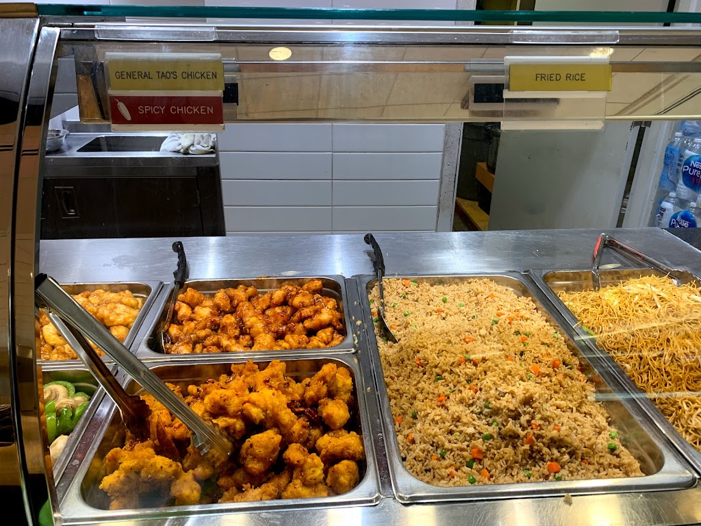 Famous Wok | 2960 Kingsway Dr, Kitchener, ON N2C 1X1, Canada | Phone: (519) 893-8930