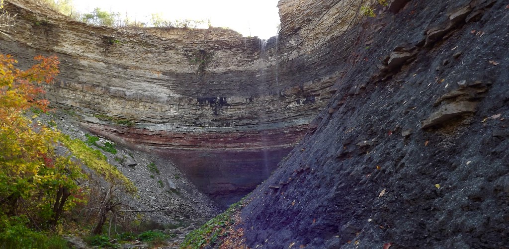 Devils Punchbowl Conservation Area | Ridge Rd, Stoney Creek, ON L8J 2X4, Canada | Phone: (905) 627-1233