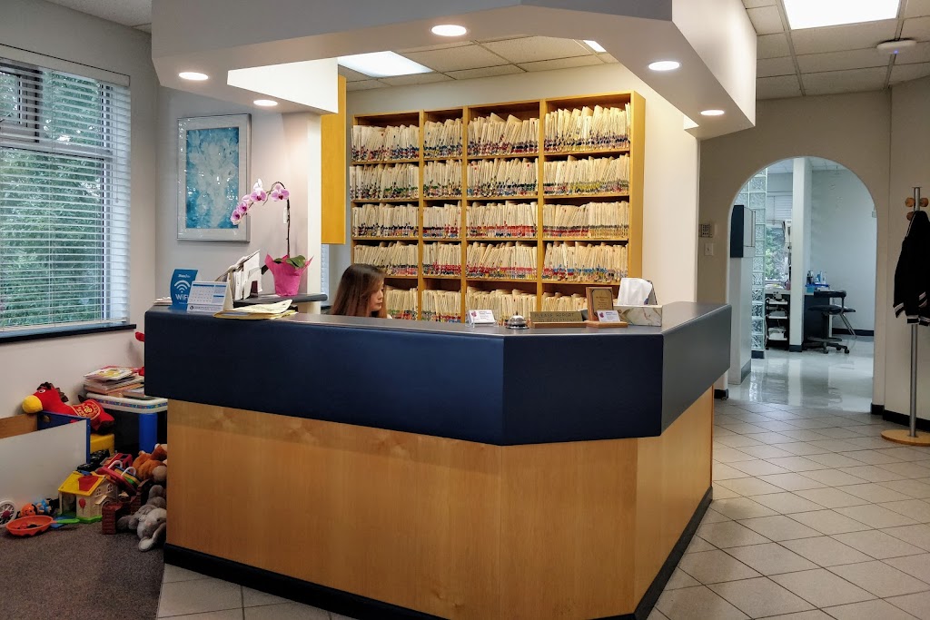 Lim Khoon G Dr | 2609 E 49th Ave, Vancouver, BC V5S 1J9, Canada | Phone: (604) 433-4912