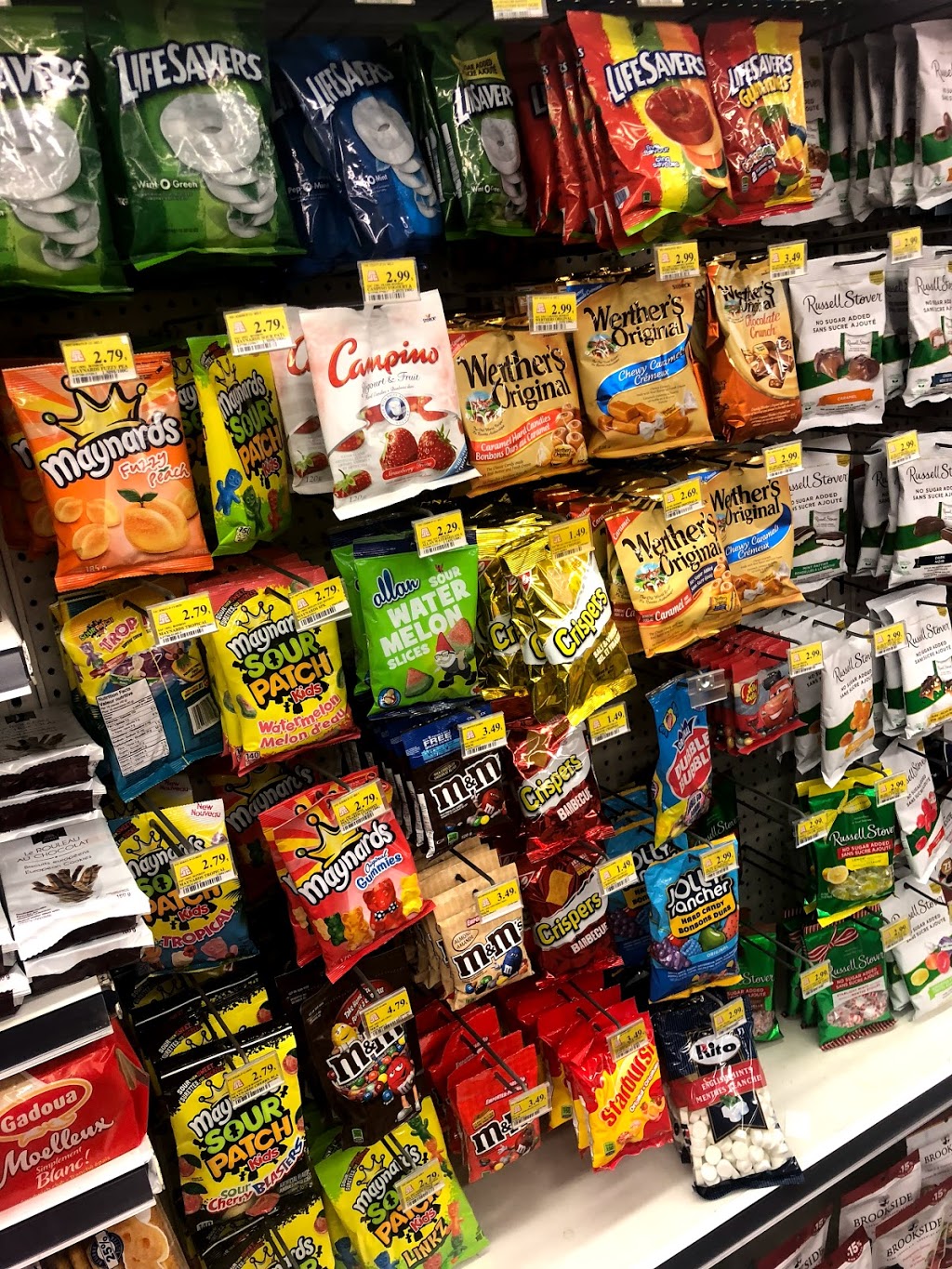 PJC Jean Coutu | 370 Rue Jarry E, Montréal, QC H2P 1T9, Canada | Phone: (514) 382-4730