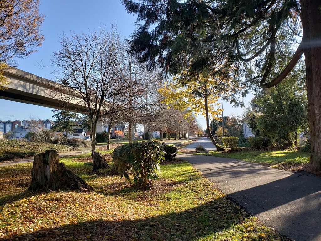 Lilys Bed and Breakfast by Elevate Rooms | 7225 Nelson Ave, Burnaby, BC V5J 4C2, Canada | Phone: (604) 727-4618