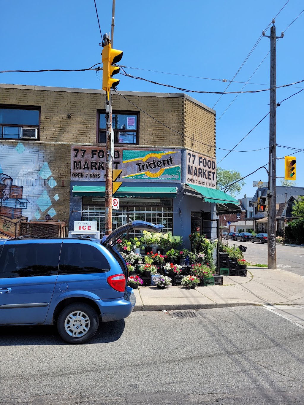77 Food Market | 138 Hallam St, Toronto, ON M6H 1X1, Canada | Phone: (416) 538-4396