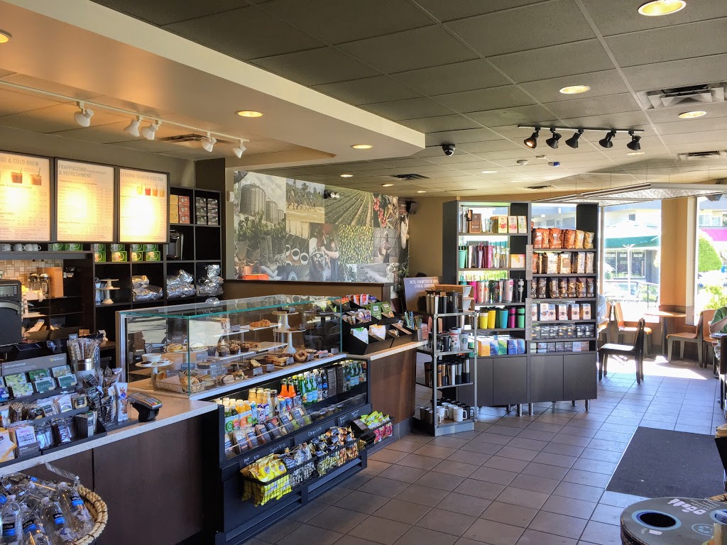 Starbucks | 4077 Shelbourne St, Victoria, BC V8N 5Y1, Canada | Phone: (250) 477-3134