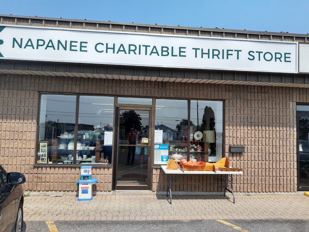 Napanee Charitable Thrift Store | 113 Richmond Blvd, Napanee, ON K7R 3Z8, Canada | Phone: (613) 354-0123