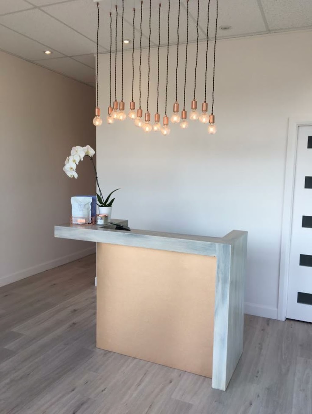 Addiction Sante Beaute | 893 Bd du Curé-Labelle, Blainville, QC J7C 2L3, Canada | Phone: (514) 242-9193