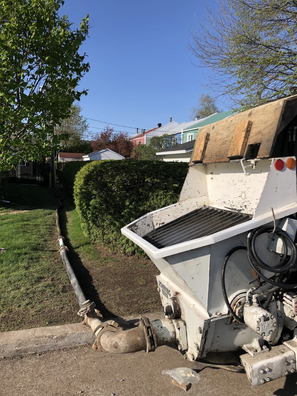 Pompage de béton SIMCO Inc | Rue Lessard, Saint-Césaire, QC J0L 1T0, Canada | Phone: (450) 558-0134