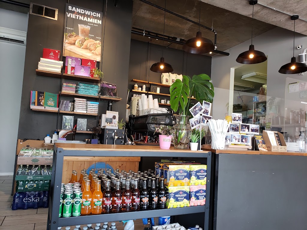TT Café | 5544 Rue Saint-Patrick, Montréal, QC H4E 0A1, Canada | Phone: (514) 978-6888