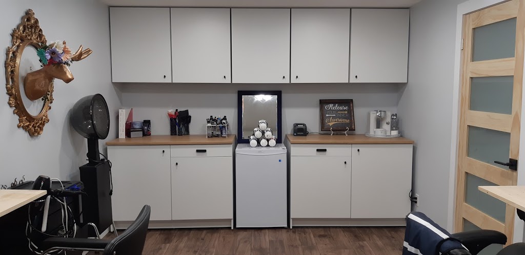 Townhouse Beauty & Bridal | 55 McClintock Way, Kanata, ON K2L 2A3, Canada | Phone: (613) 882-3829