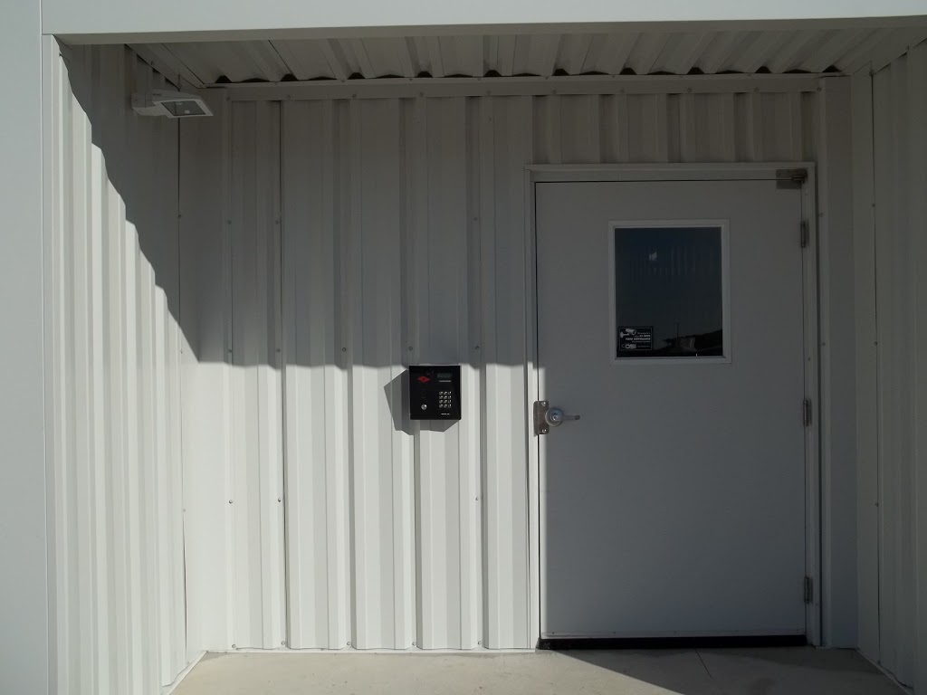Storage Solutions Self Storage | 300 Caron Rd, Headingley, MB R4H 1B4, Canada | Phone: (204) 888-7867