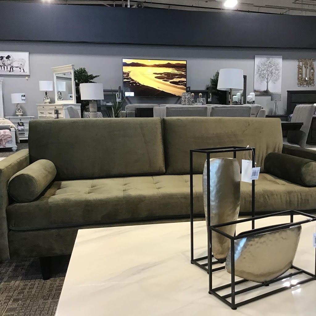 Leons Furniture | 2977 Forest Rd, Stratford, ON N5A 6S5, Canada | Phone: (519) 305-5366