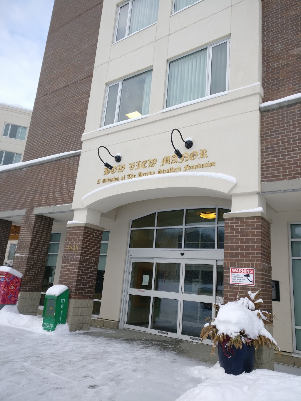 Bow View Manor | 4628 Montgomery Blvd NW, Calgary, AB T3B 0K7, Canada | Phone: (403) 288-4446