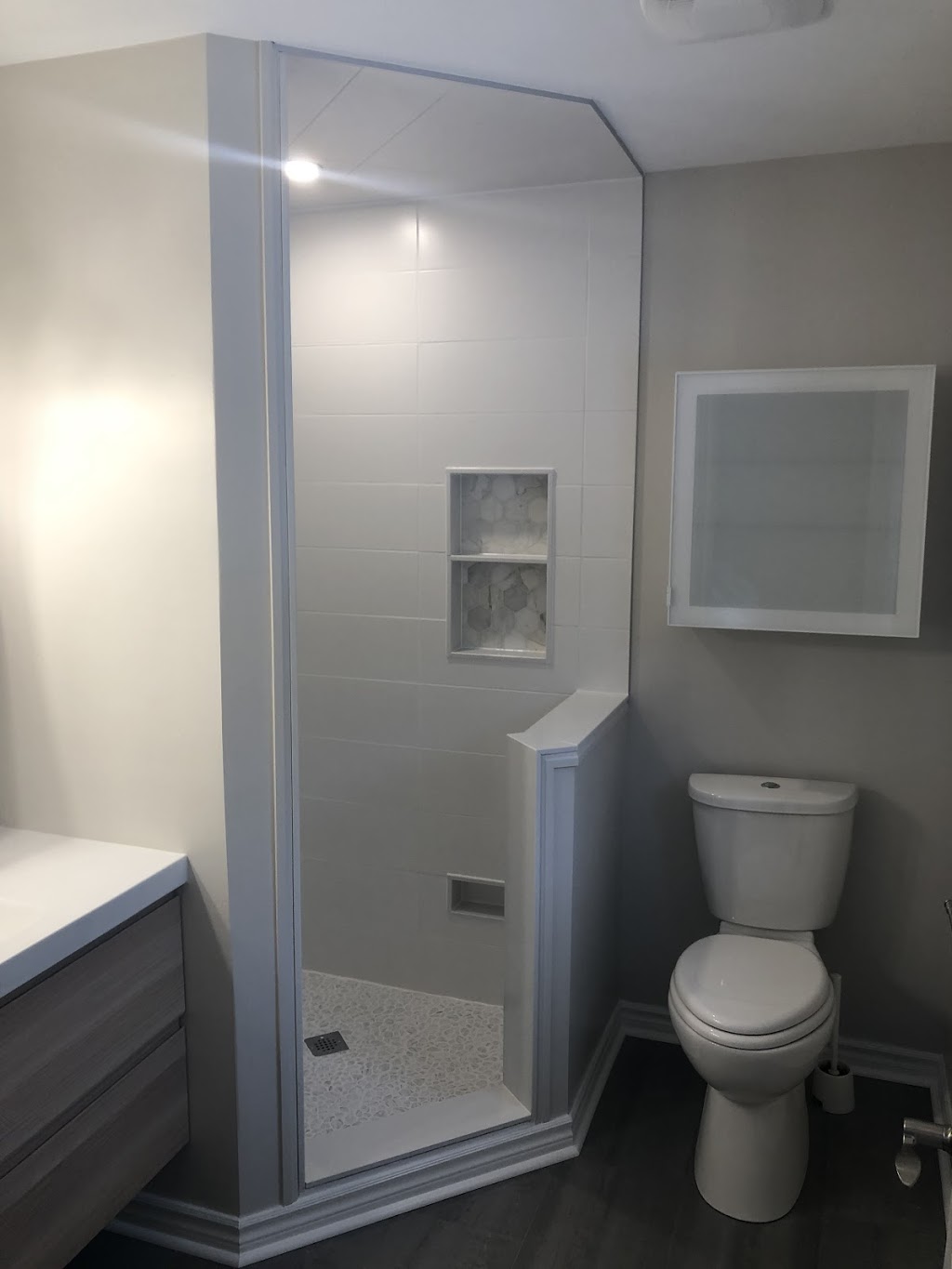JEM CONTRACTING | 2928 Lakeside Dr, Severn, ON L3V 0V9, Canada | Phone: (705) 734-4554