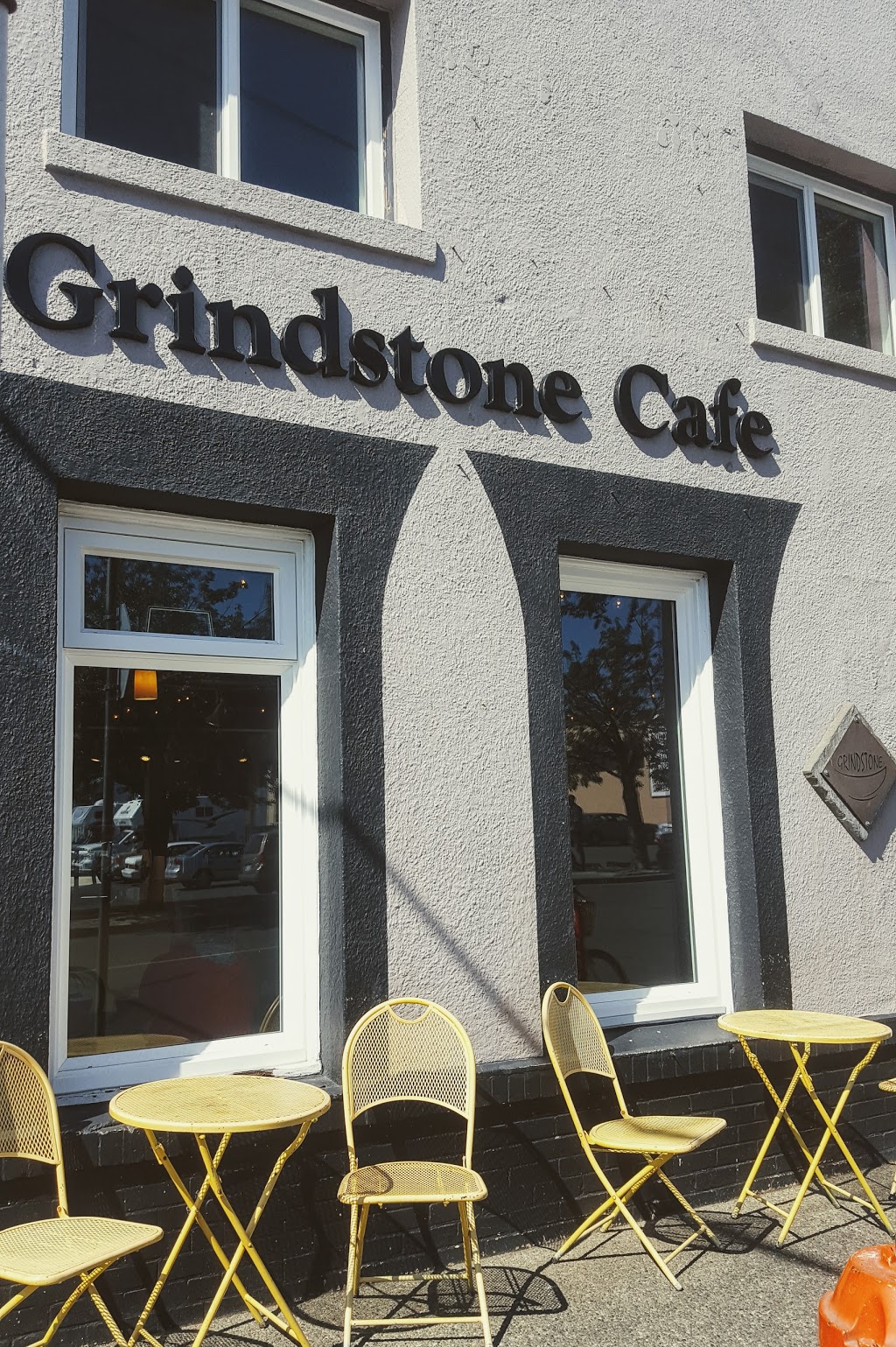 Grindstone Cafe | cafe | 504 Herald St, Victoria, BC V8W 1S6, Canada | 2504805222 OR +1 250-480-5222