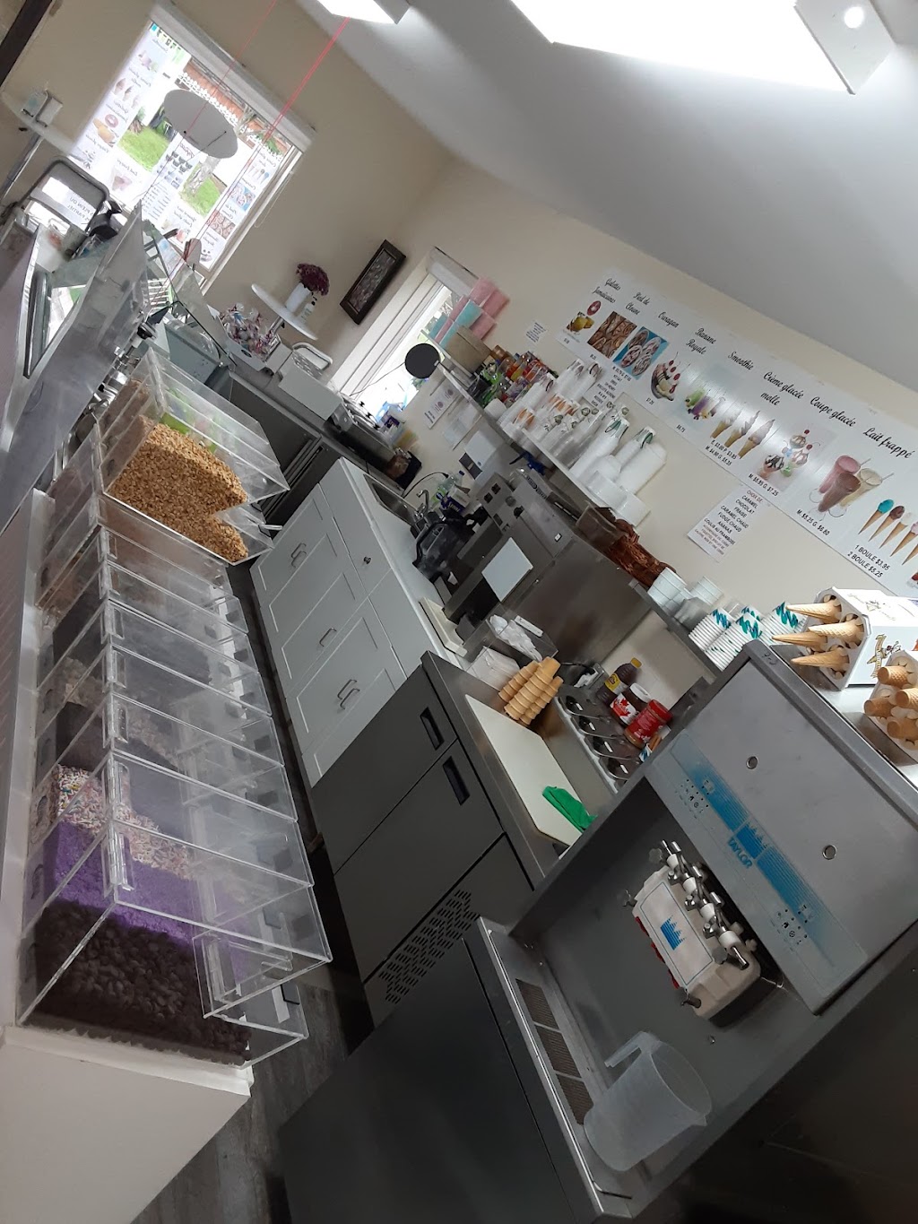 Salon Scoop et Sucré | 13 Chemin de Ste Marguerite, Sainte-Marguerite-du-Lac-Masson, QC J0T 1L0, Canada | Phone: (450) 228-2332