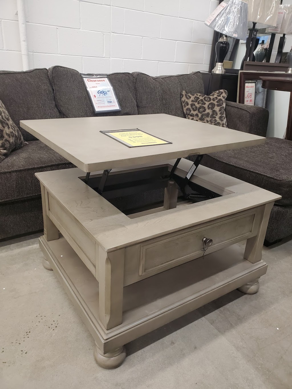 Surplus Furniture & Mattress Warehouse | 670 Falconbridge Rd, Sudbury, ON P3A 4S4, Canada | Phone: (705) 524-0354