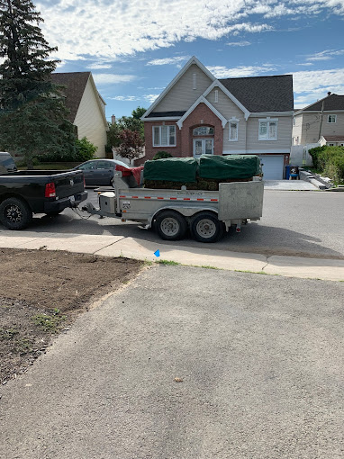Entretien de pelouse La Coupe Royale | 1598 Rue Rodrigue, Terrebonne, QC J7M 0K2, Canada | Phone: (514) 476-5001
