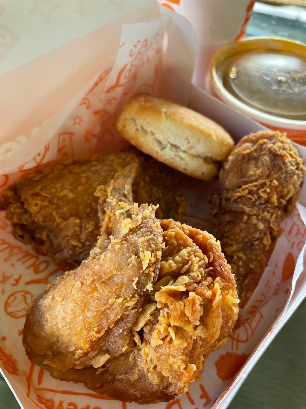 Popeyes Louisiana Kitchen | 879 Park Royal N #883, West Vancouver, BC V7T 1C9, Canada | Phone: (604) 281-1840