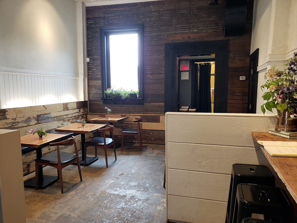 The Shortis|s Cafe|Bar | 379 Simcoe St, Beaverton, ON L0K 1A0, Canada | Phone: (705) 504-0952