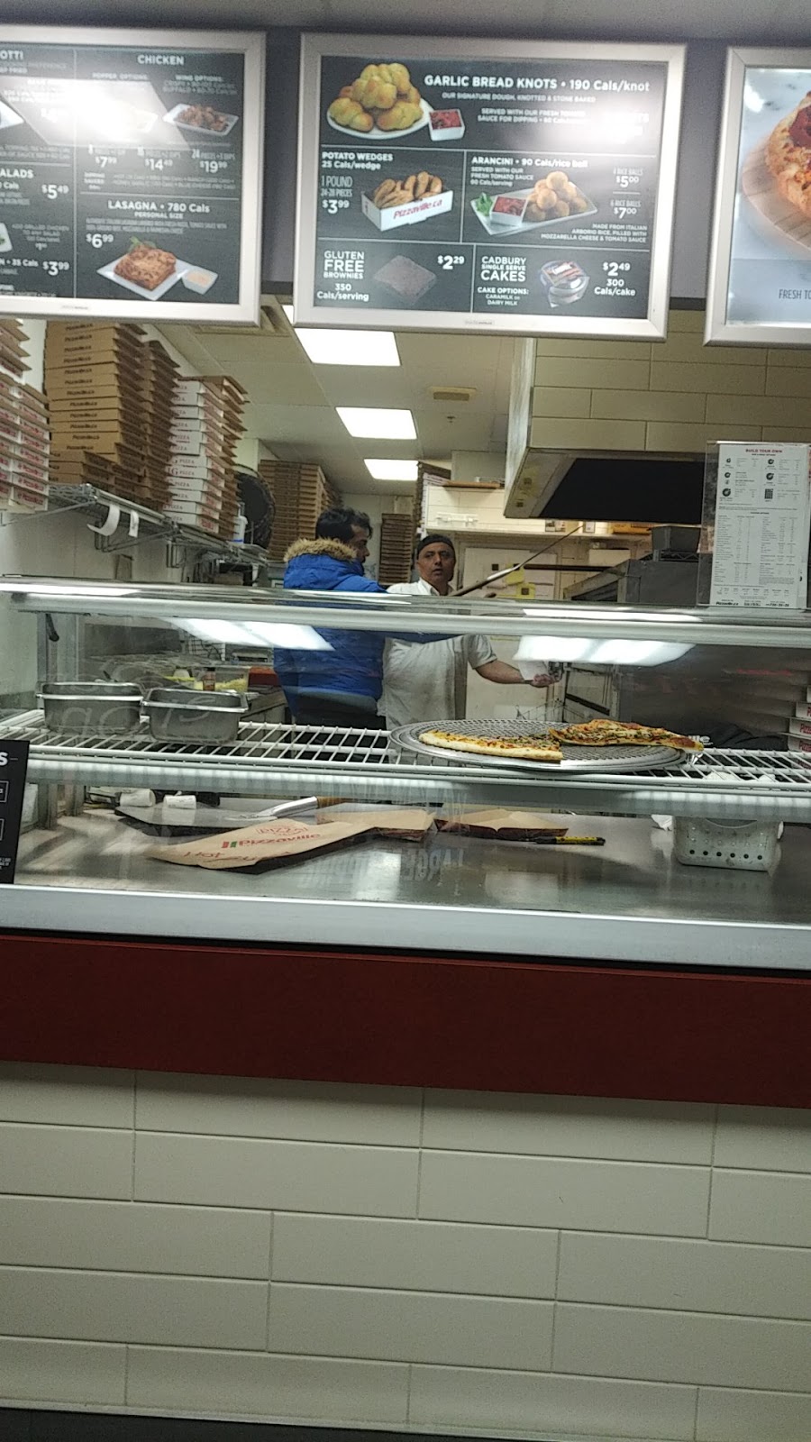 Pizzaville | 3405 South Millway, Mississauga, ON L5L 3R1, Canada | Phone: (416) 736-3636