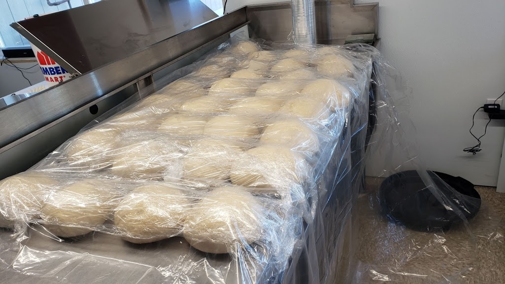 Sorrento pizza & ice-cream | 1258 Trans-Canada Hwy, Sorrento, BC V0E 2W0, Canada | Phone: (778) 490-5056