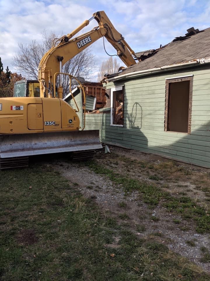 Everlast Excavation | Luck Ave, East Kootenay F, BC V0B 1B0, Canada | Phone: (250) 341-5523