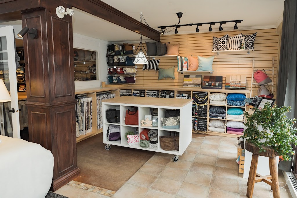 Hotte Design | 1278 Rue de St Jovite bureau B, Mont-Tremblant, QC J8E 3J9, Canada | Phone: (819) 717-1424