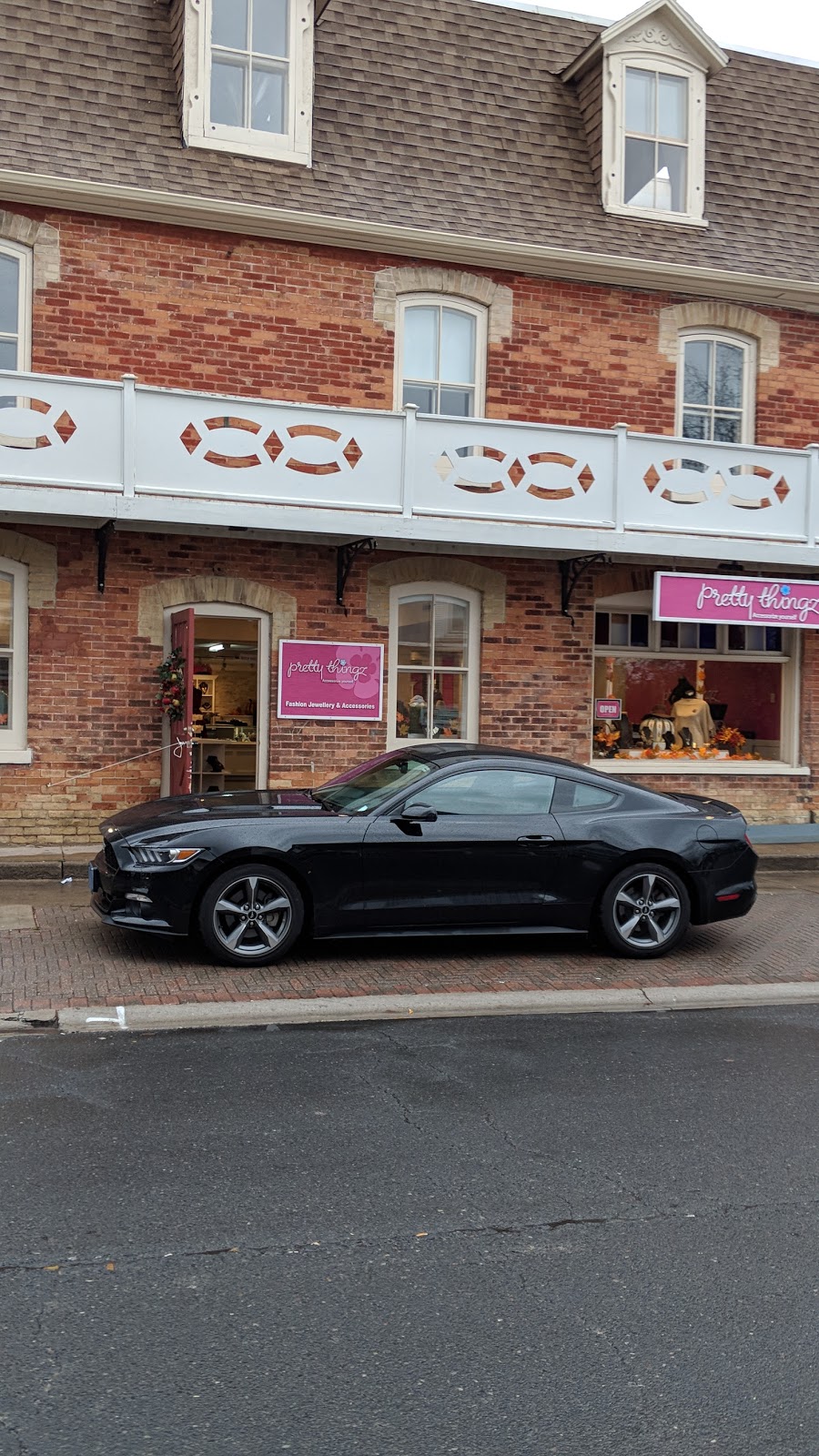 Pretty Thingz | 176 Main St Unionville, Unionville, ON L3R 2G9, Canada | Phone: (905) 604-0527