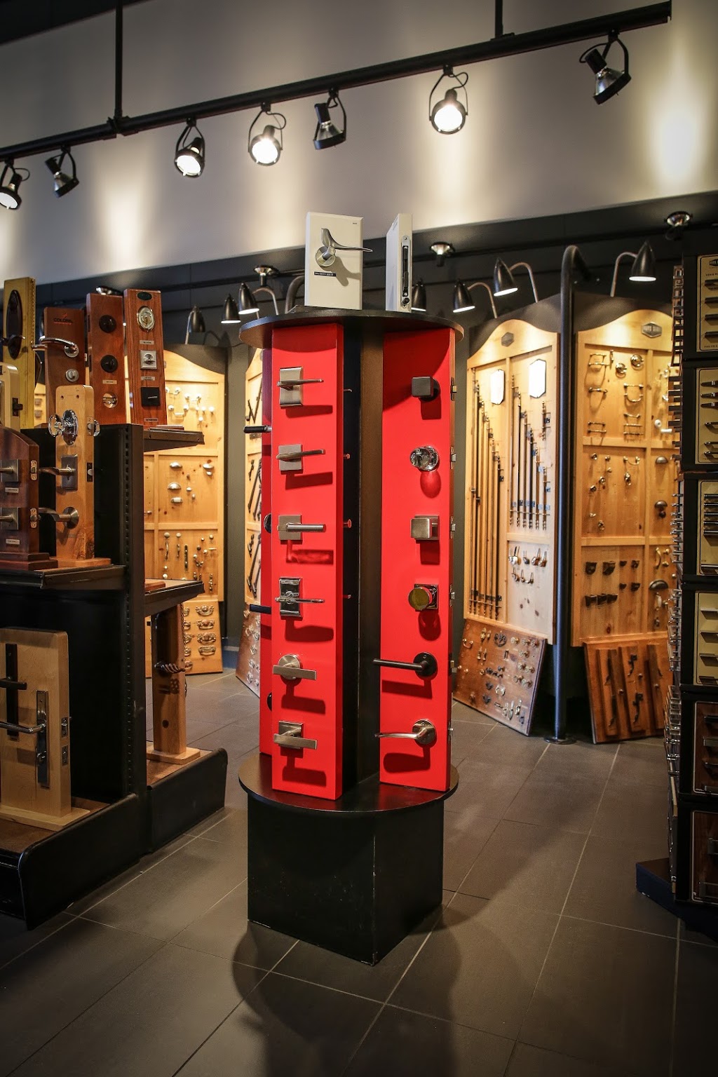 Quincaillerie Hors Série Inc. | 355 Rue du Marais Local 115, Québec, QC G1M 3N8, Canada | Phone: (418) 681-7477
