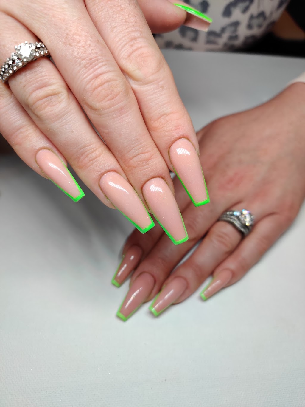 Ace Nails Bar & Spa | 957 Fir St, Sherwood Park, AB T8A 4N6, Canada | Phone: (780) 983-1474