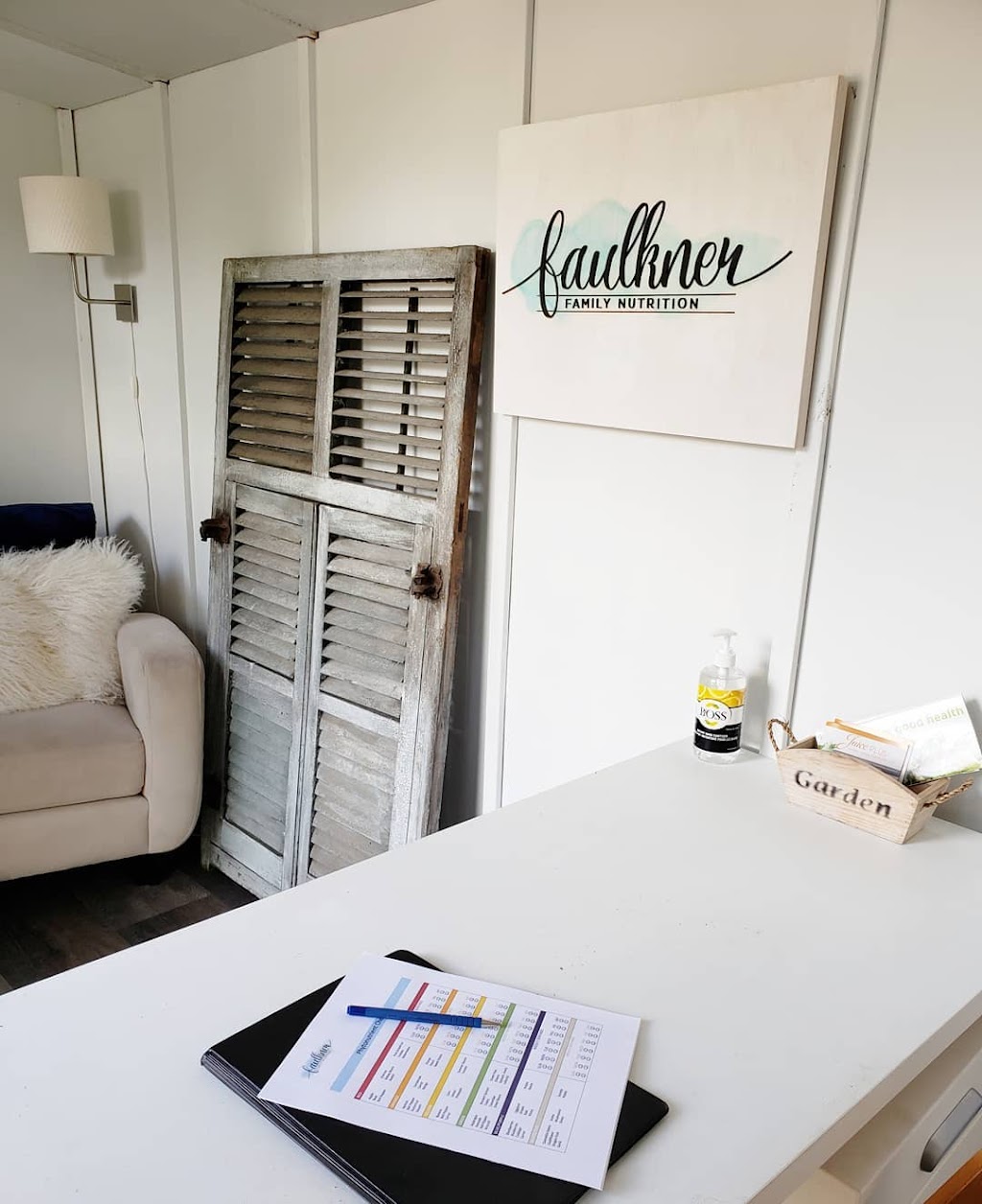 Faulkner Family Nutrition | 6154 Abbott St E, Stittsville, ON K2S 1V5, Canada | Phone: (613) 762-9458