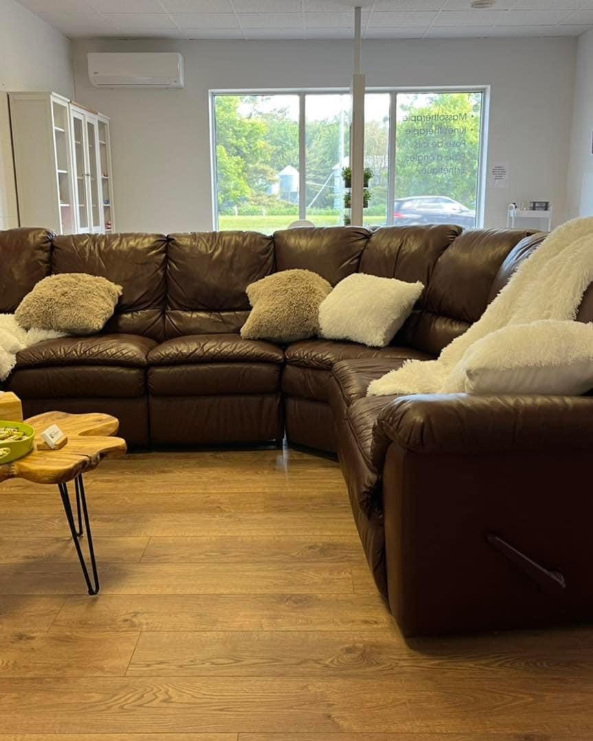 Beauté et maquillage permanent Alicia | 5645 Chem. de Saint-Jean, Saint-Félix-de-Valois, QC J0K 2M0, Canada | Phone: (450) 760-7042