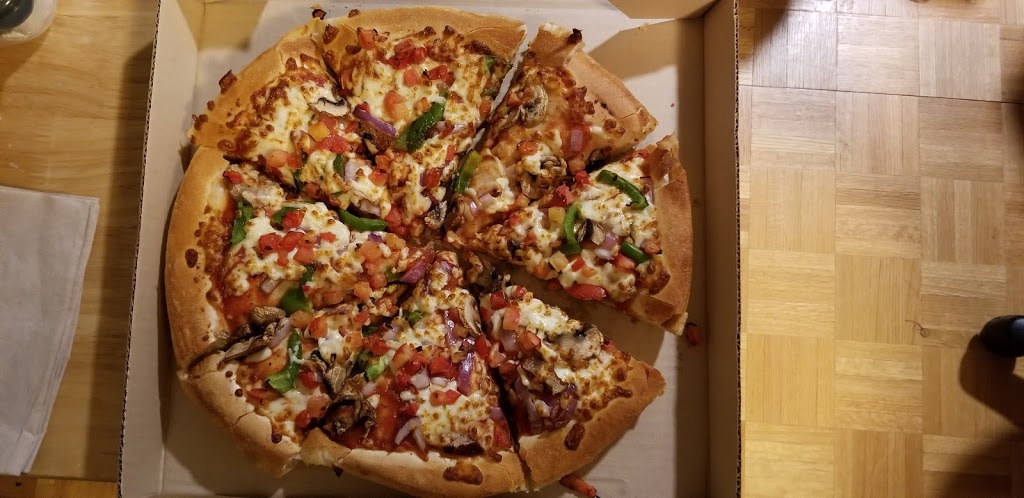 Pizza Hut | 1480 Major Mackenzie Dr E, Richmond Hill, ON L4S 0A1, Canada | Phone: (905) 737-6161