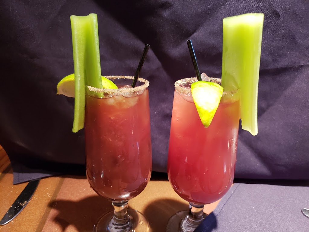Gaffers Restaurant & Lounge | 23020 Provincial Trunk Hwy 44, Lockport, MB R1A 3R9, Canada | Phone: (204) 757-2350