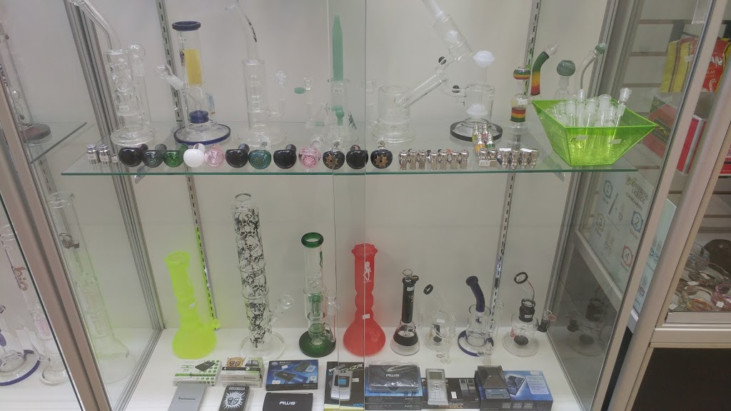 Express News Smokes & DRY-CLEANERS | 1960 Como Lake Ave #126, Coquitlam, BC V3J 3R3, Canada | Phone: (604) 474-1898