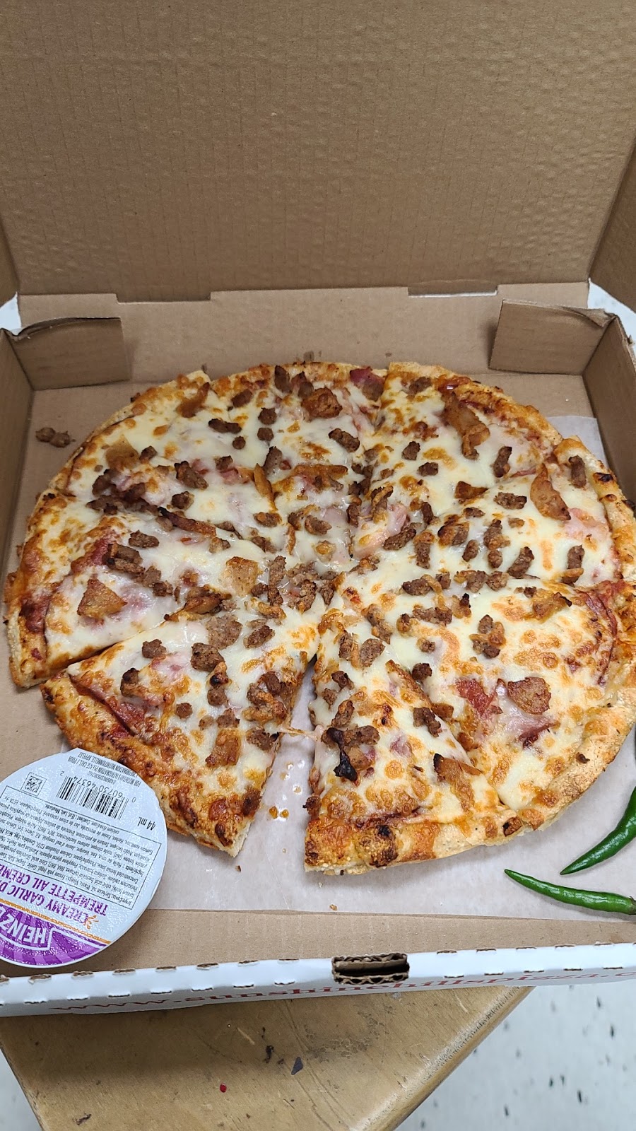 Sunshine Hills Pizza | 6461 120 St, Delta, BC V4G 3G3, Canada | Phone: (604) 332-3131