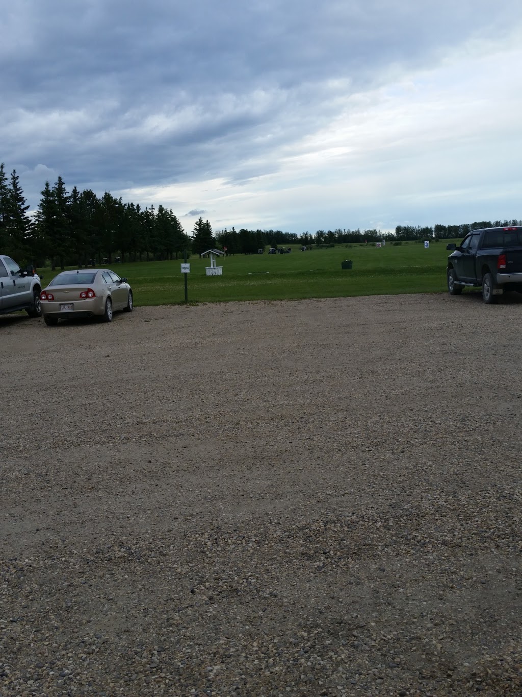 Big Tee Golf RV Park & Motel | Brazeau County, AB T0C 0P0, Canada | Phone: (780) 696-3883